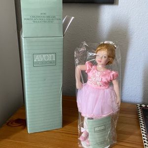 Avon Childhood Dreams Porcelain collection Ballet Recital NWT